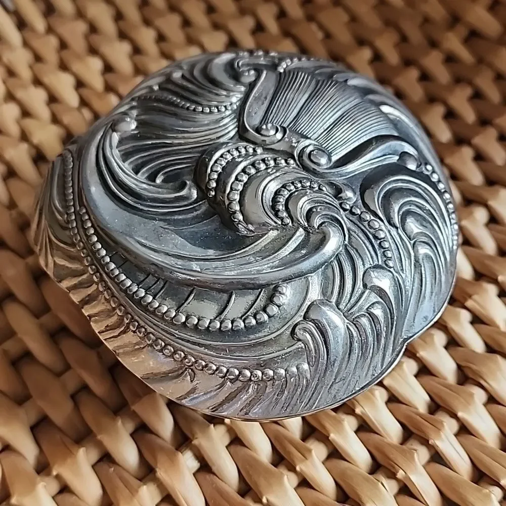 Made in Italy Wallace Silversmiths Silverplated Decorative Clam Shell Trinket